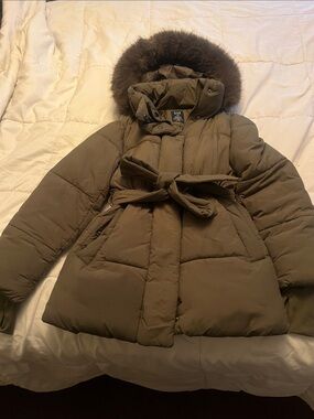 GAP Olive Green Puffy Belted Hooded Coat with Fur Trim